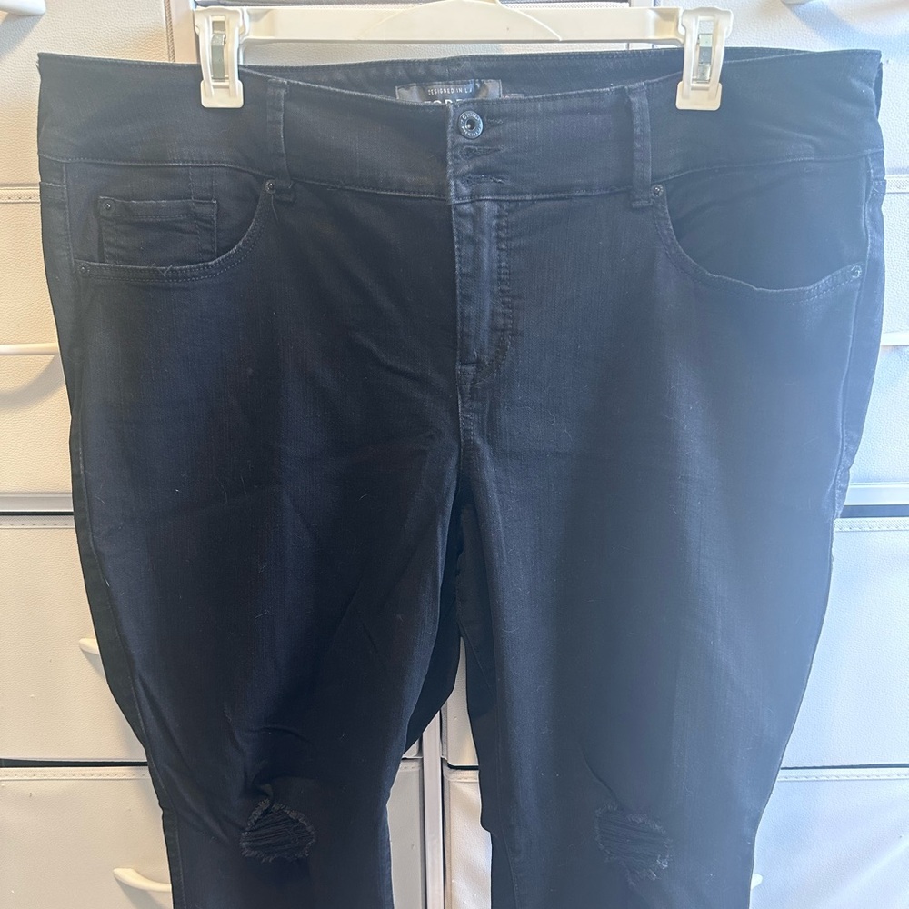 Torrid Women's Black Skinny Jeans